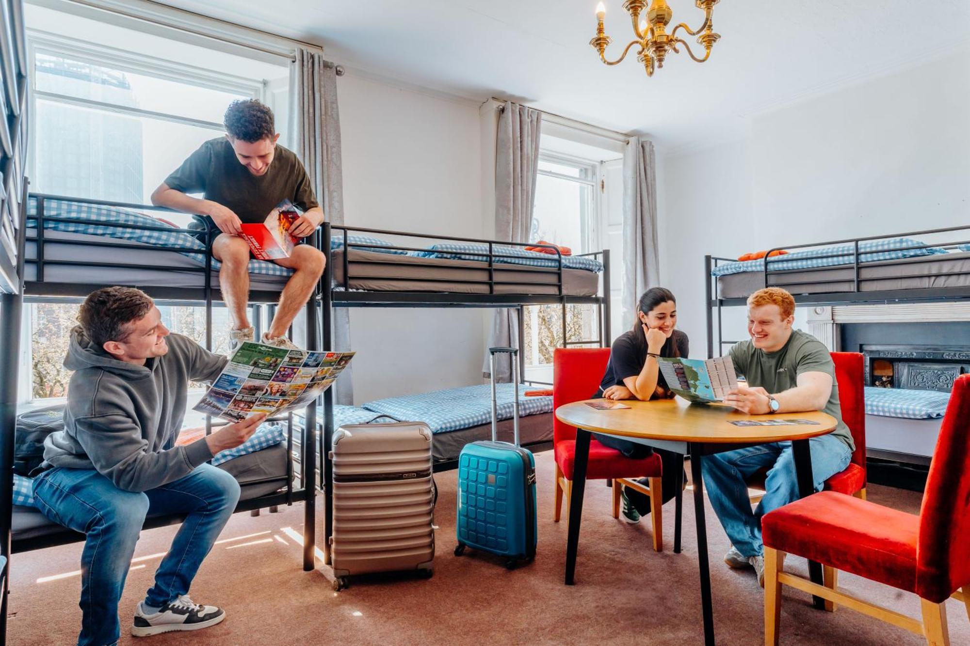 Eden Quay Guesthouse Private Rooms Дублин Экстерьер фото